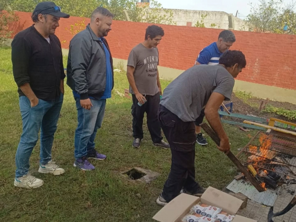 LARGA VIDA AL PORVENIR