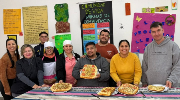 LAS MANOS EN LA MASA