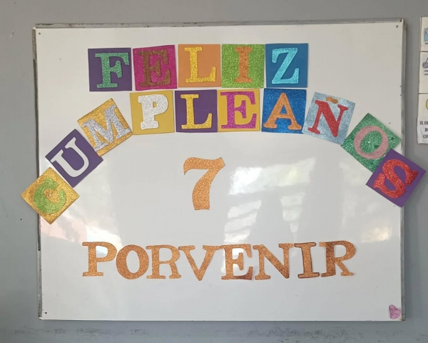 LARGA VIDA AL PORVENIR